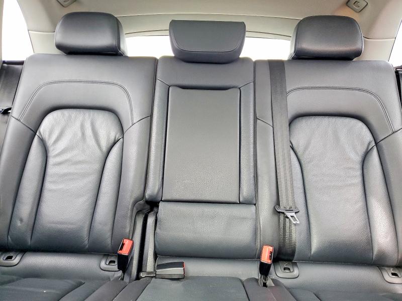 Zdjęcie 10 z aukcji – 2015 AUDI Q5 z VIN WA1LFAFP8FA097953