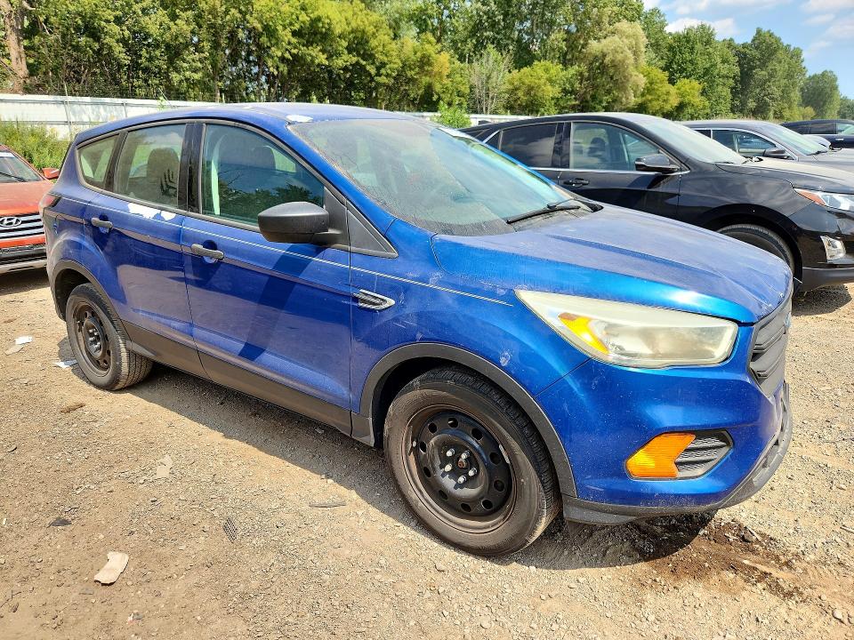 Photo 4 from auction – 2017 FORD ESCAPE with VIN 1FMCU0F73HUC84777