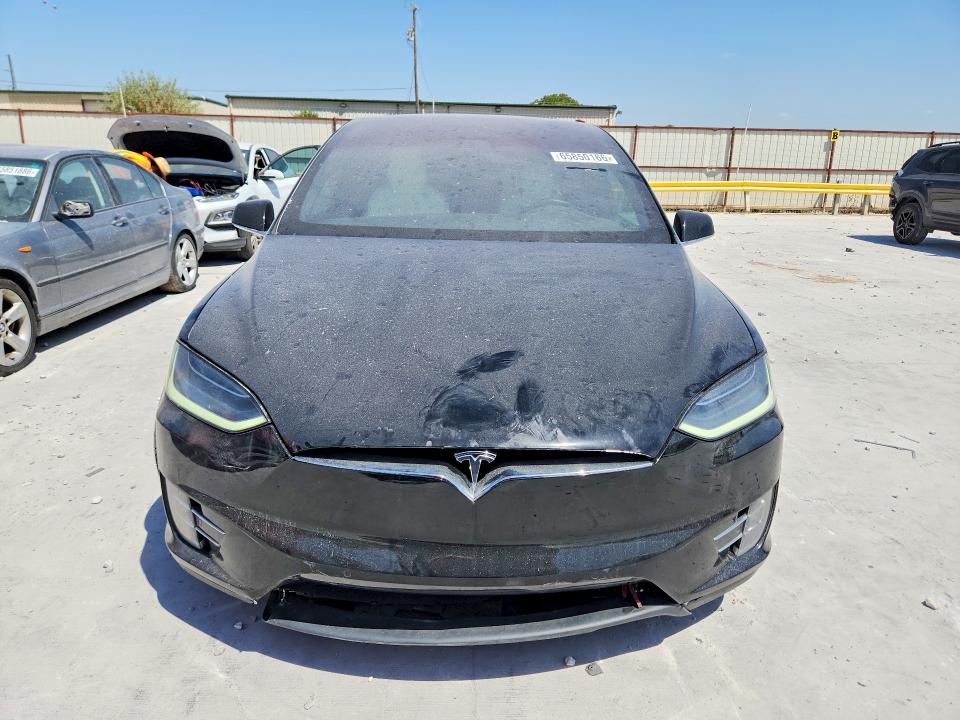 Photo 5 from auction – 2017 TESLA MODEL X with VIN 5YJXCBE26HF043783