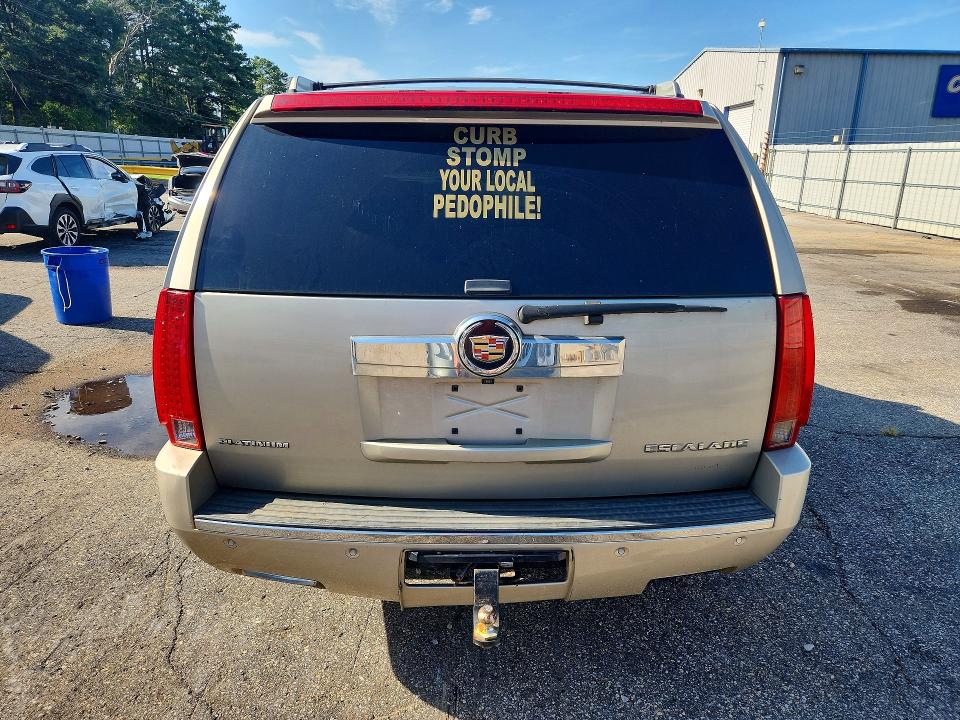 Photo 6 from auction – 2014 CADILLAC ESCALADE with VIN 1GYS3DEF3ER173867