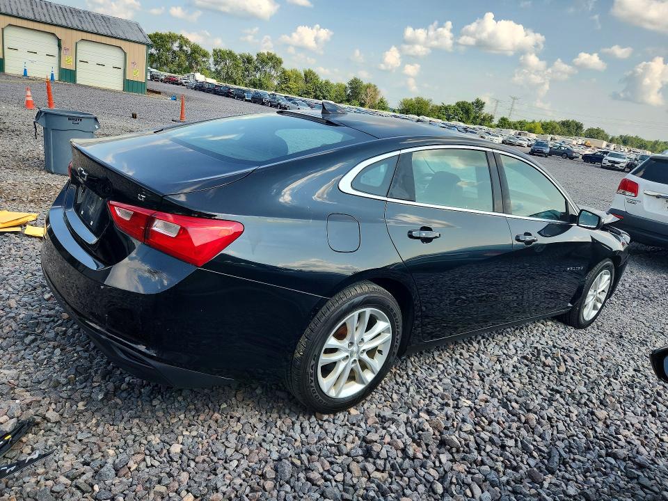 Photo 3 from auction – 2017 CHEVROLET MALIBU with VIN 1G1ZE5ST0HF228448