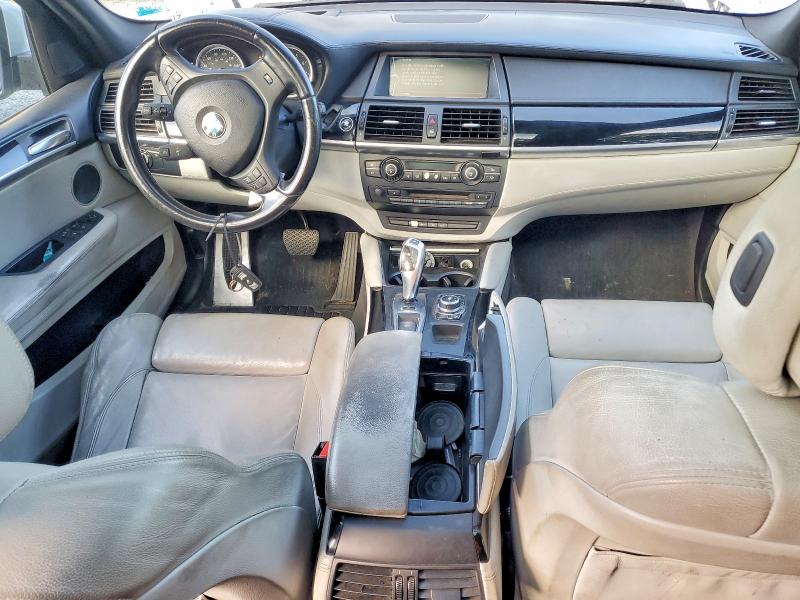 Photo 8 from auction – 2010 BMW X5 with VIN 5YMGY0C58ALK25448