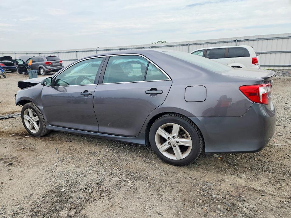 Photo 2 from auction – 2014 TOYOTA CAMRY with VIN 4T1BF1FKXEU365951