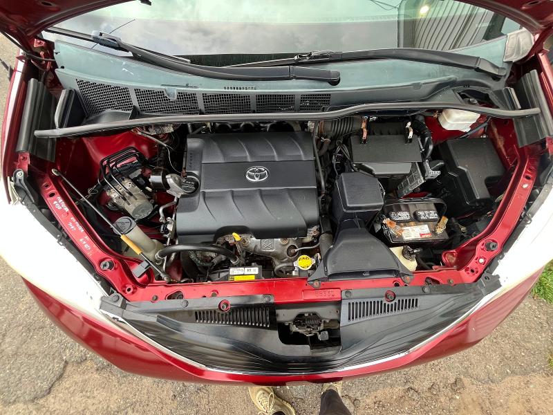 Photo 12 from auction – 2014 TOYOTA SIENNA with VIN 5TDJK3DC3ES076630