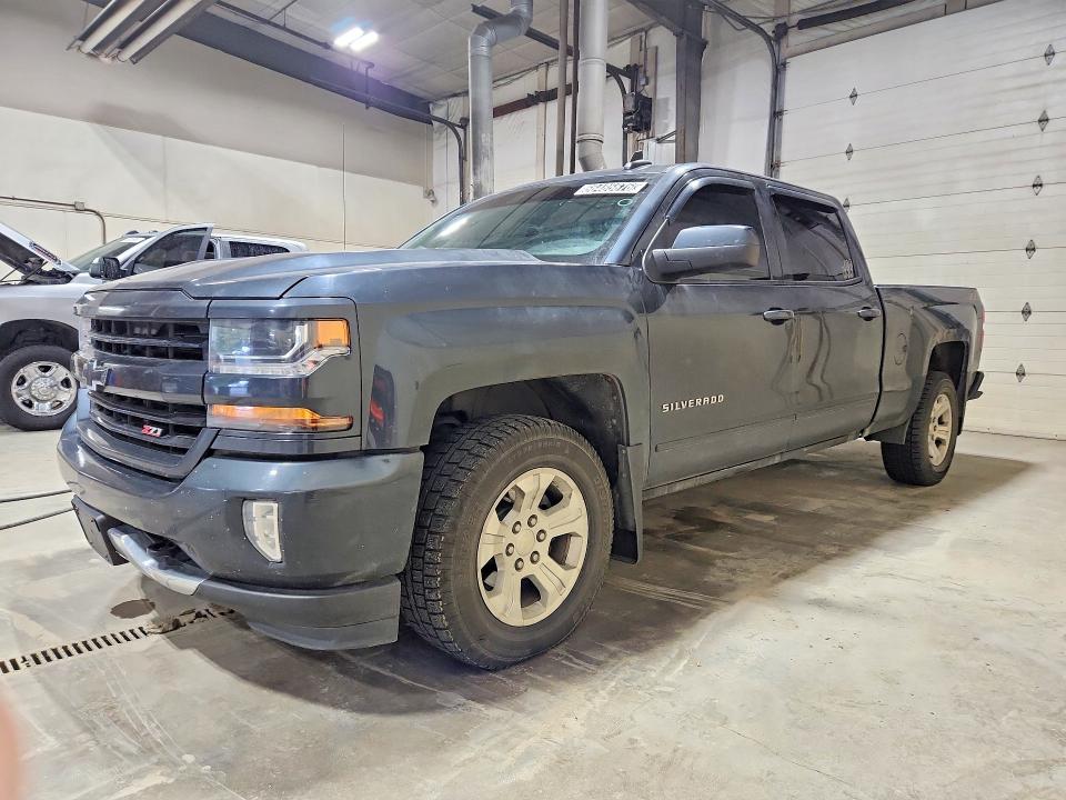 CHEVROLET SILVERADO 2018 with VIN 1GCUKREC7JF104681 - Photo from auction