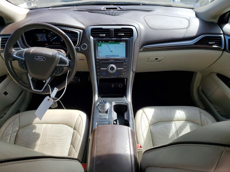 Photo 8 from auction – 2017 FORD FUSION with VIN 3FA6P0SU3HR171185