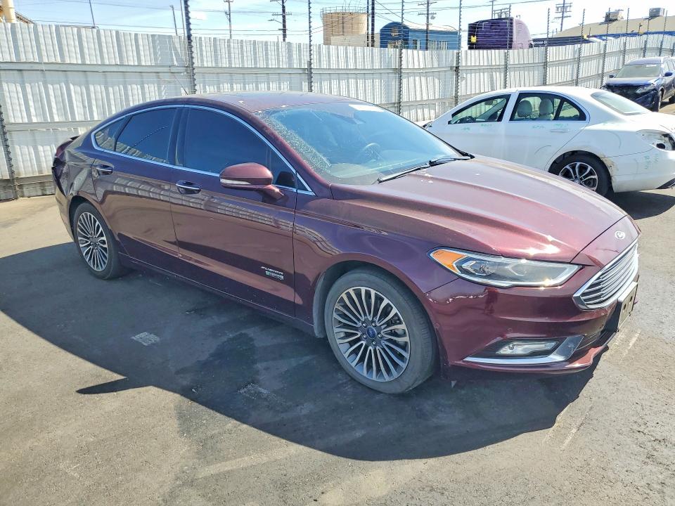 Photo 4 from auction – 2017 FORD FUSION with VIN 3FA6P0SU8HR276403
