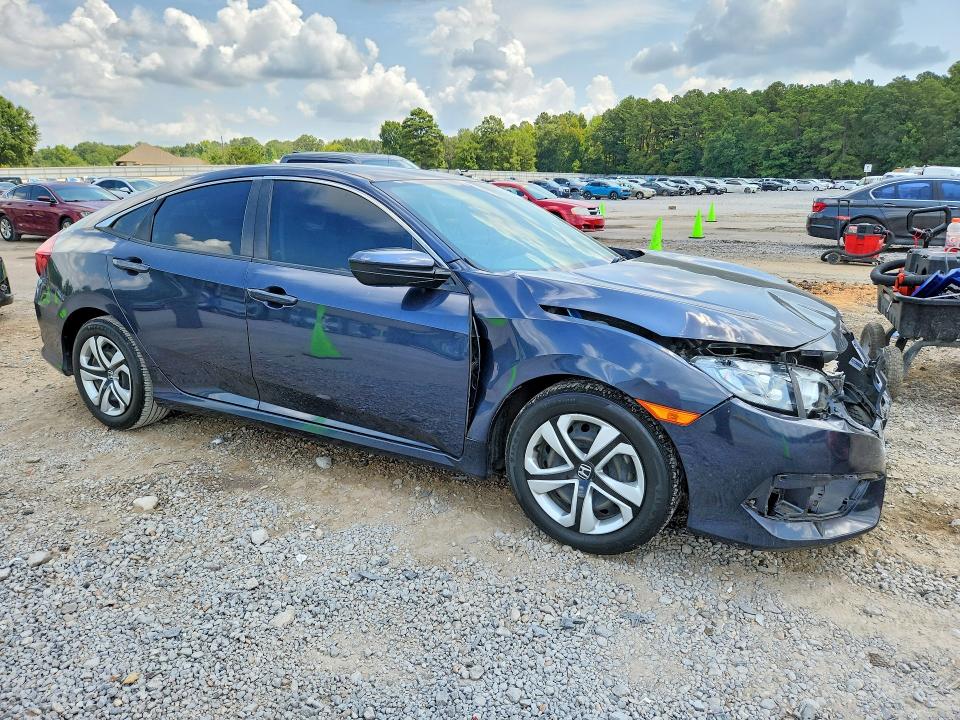 Photo 4 from auction – 2016 HONDA CIVIC with VIN 19XFC2F54GE096037