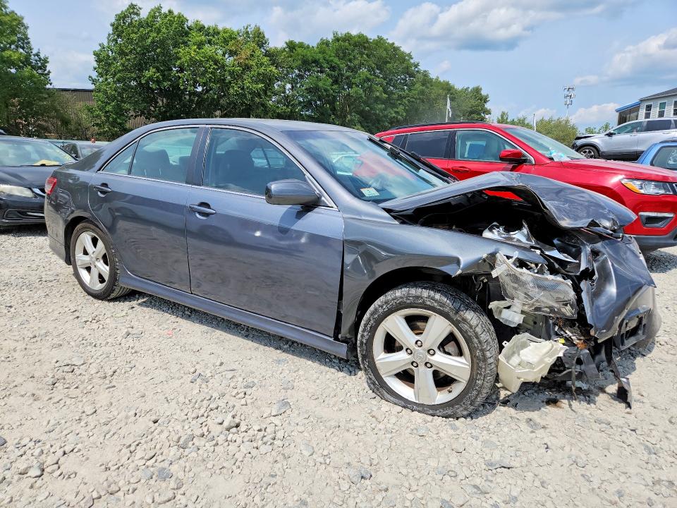 Photo 4 from auction – 2011 TOYOTA CAMRY with VIN 4T1BF3EK6BU638201