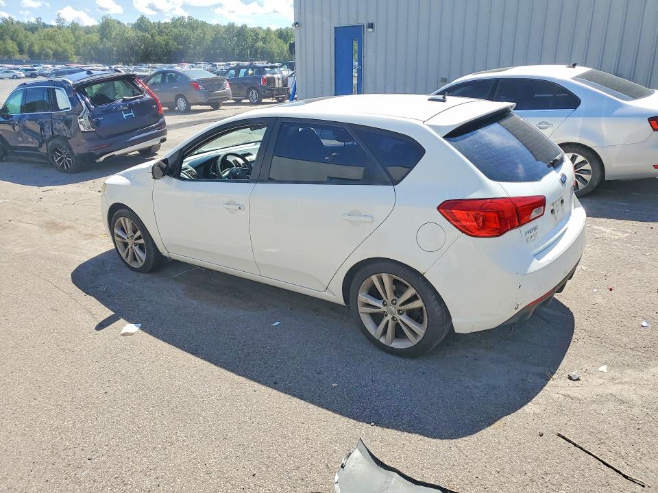 Photo 2 from auction – 2011 KIA FORTE5 with VIN KNAFW5A3XB5413142