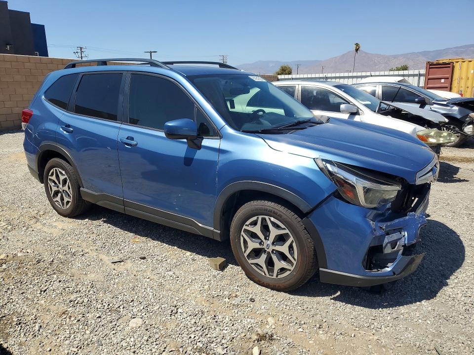 Снимка 4 от търг – 2021 SUBARU FORESTER с VIN JF2SKAFC0MH484433