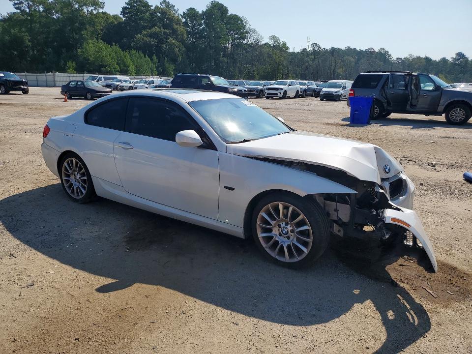 Photo 4 from auction – 2012 BMW 328 with VIN WBAKE3C55CE770511