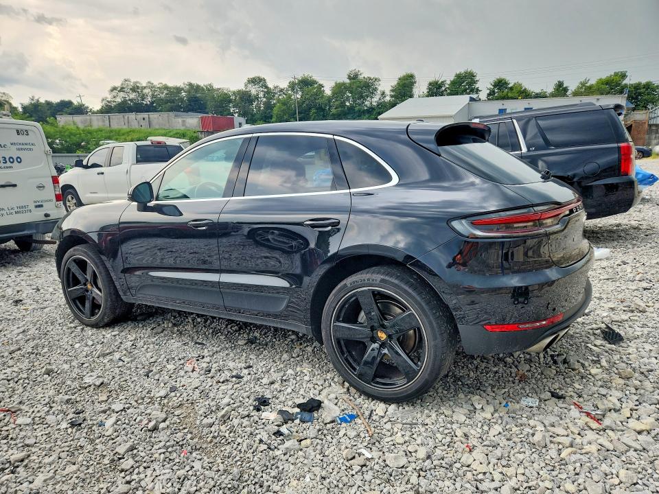 Photo 2 from auction – 2020 PORSCHE MACAN with VIN WP1AB2A55LLB36467