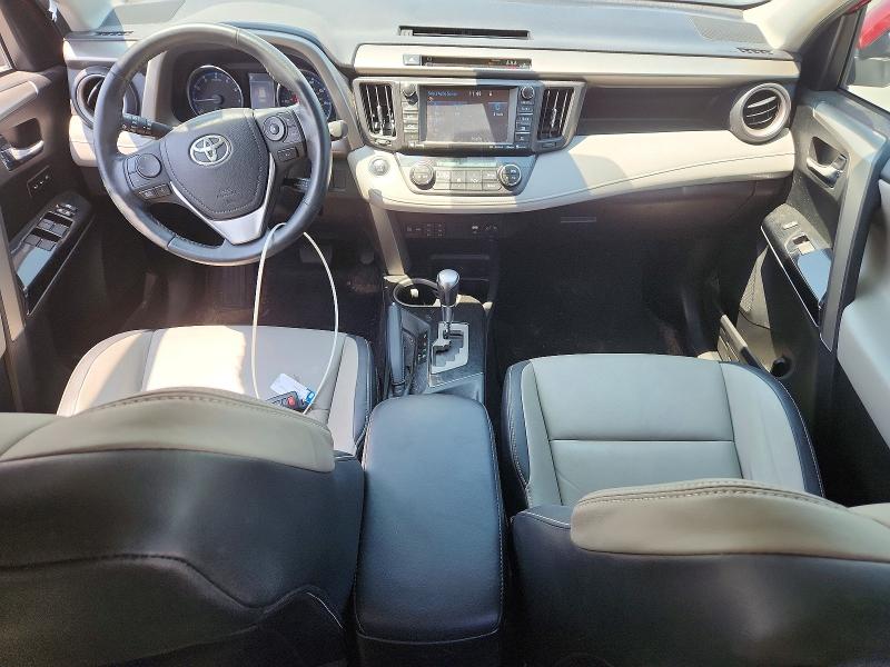 Photo 8 from auction – 2018 TOYOTA RAV4 with VIN 2T3YFREV0JW511389