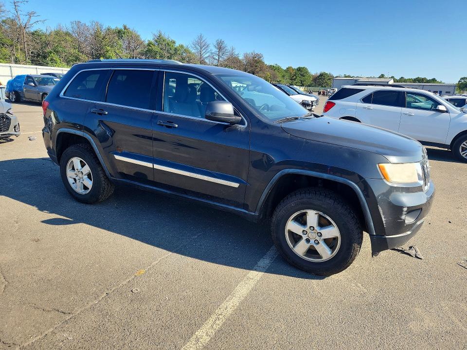 Photo 4 from auction – 2011 JEEP GRAND CHEROKEE with VIN 1J4RR4GG3BC585420