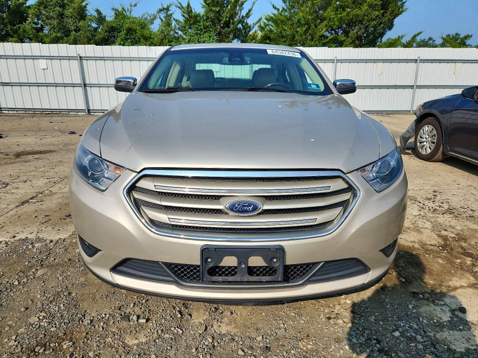 Photo 5 from auction – 2017 FORD TAURUS with VIN 1FAHP2F83HG138776