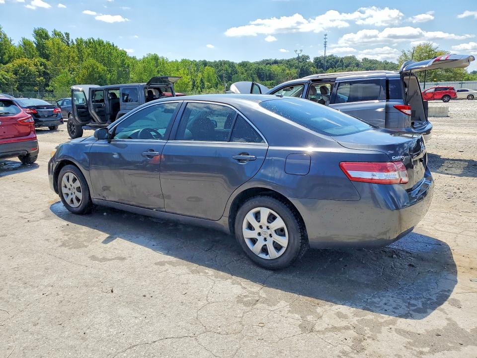 Photo 2 from auction – 2011 TOYOTA CAMRY with VIN 4T1BF3EK2BU137306