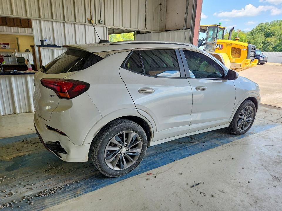 Photo 3 from auction – 2022 BUICK ENCORE GX with VIN KL4MMDSL6NB144579