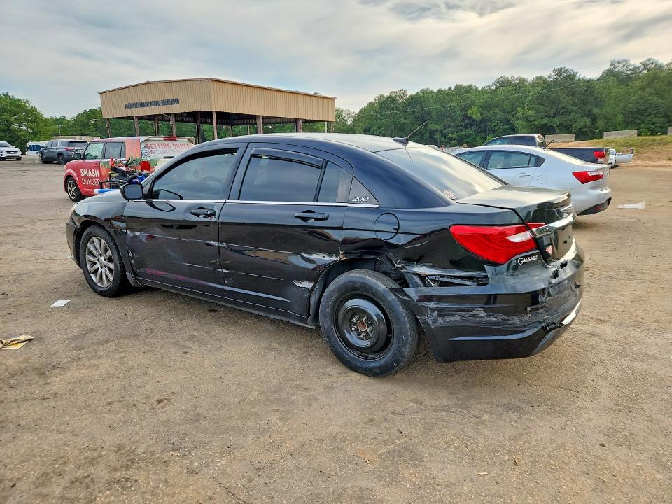Снимка 2 от търг – 2013 CHRYSLER 200 с VIN 1C3CCBBB1DN722959