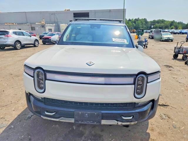 Photo 5 from auction – 2023 RIVIAN R1S with VIN 7PDSGABA2PN014357