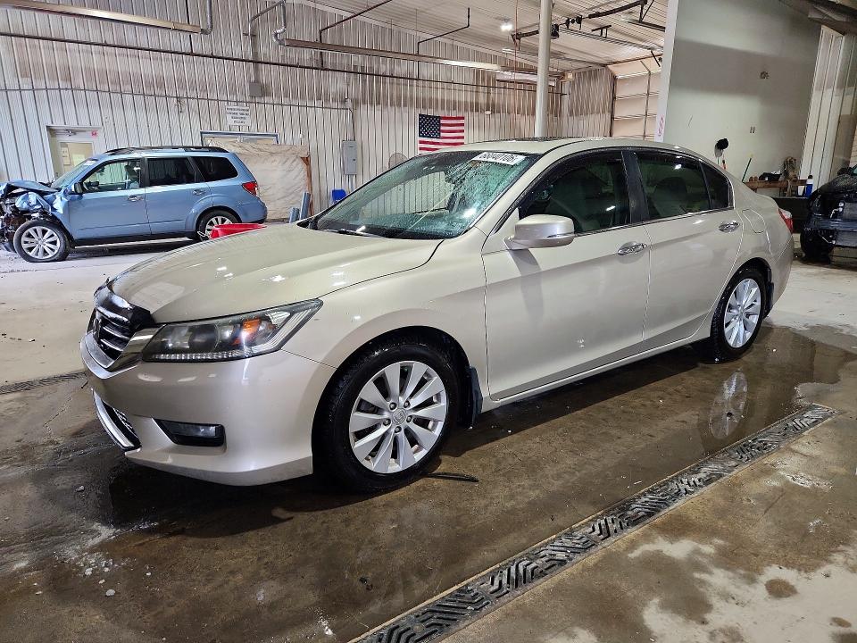 HONDA ACCORD 2014 with VIN 1HGCR2F88EA053382 - Photo from auction