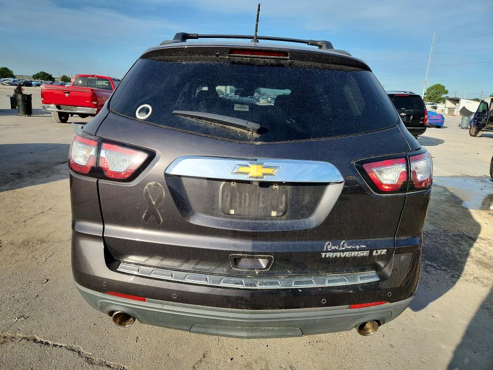 Photo 6 from auction – 2014 CHEVROLET TRAVERSE with VIN 1GNKRJKD4EJ340197