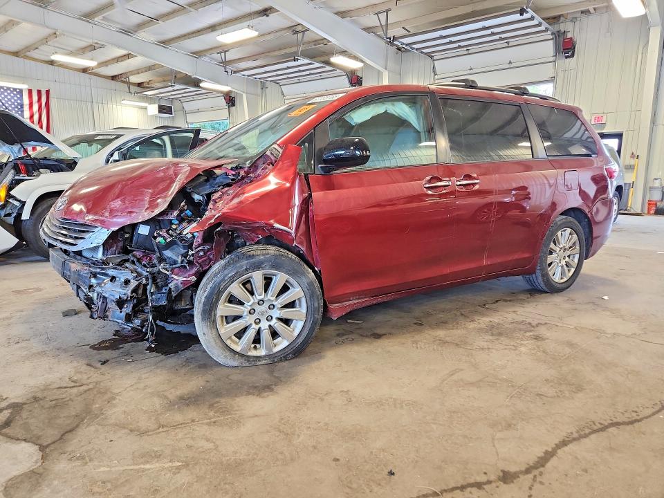 Photo 1 from auction – 2015 TOYOTA SIENNA with VIN 5TDDK3DCXFS123697