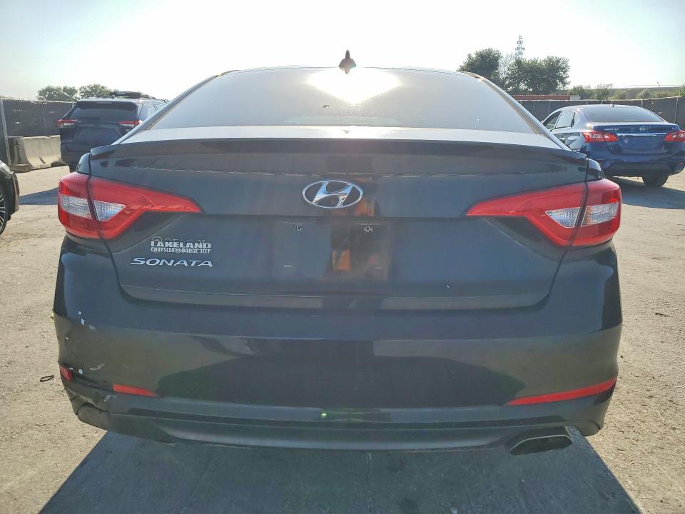 Photo 6 from auction – 2017 HYUNDAI SONATA with VIN 5NPE24AF9HH438850