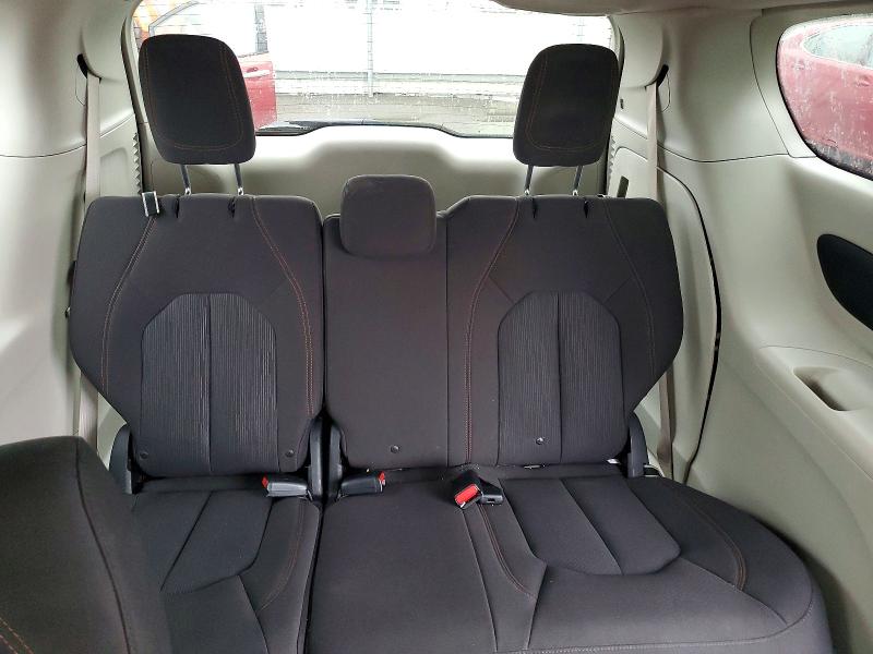 Photo 10 from auction – 2017 CHRYSLER PACIFICA with VIN 2C4RC1DG9HR797054