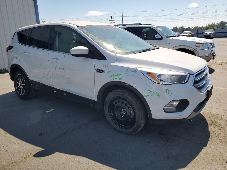 Photo 4 from auction – 2017 FORD ESCAPE with VIN 1FMCU9G99HUE48473