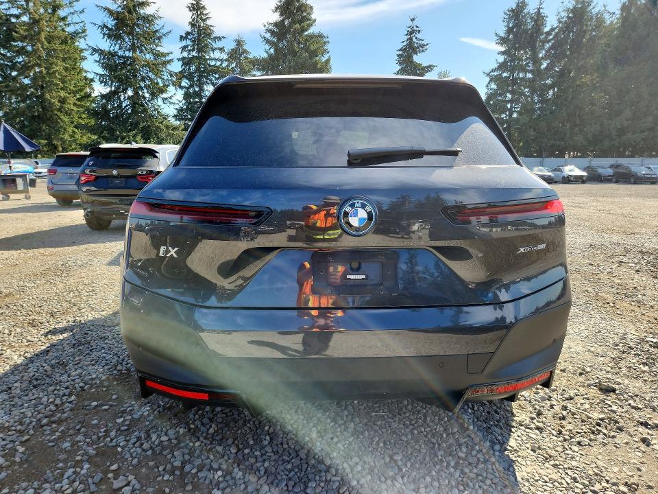 Zdjęcie 6 z aukcji – 2022 BMW IX z VIN WB523CF05NCK59030