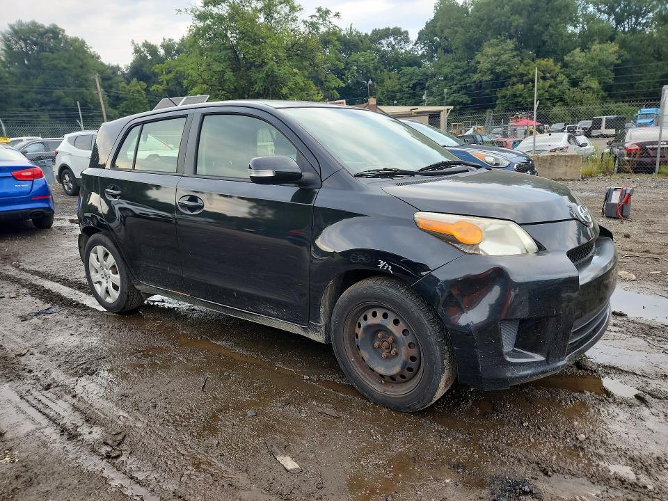 Photo 4 from auction – 2014 SCION XD with VIN JTKKUPB40E1039395