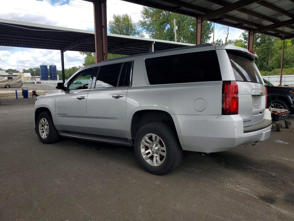 Photo 2 from auction – 2017 CHEVROLET SUBURBAN with VIN 1GNSKHKC2HR325627