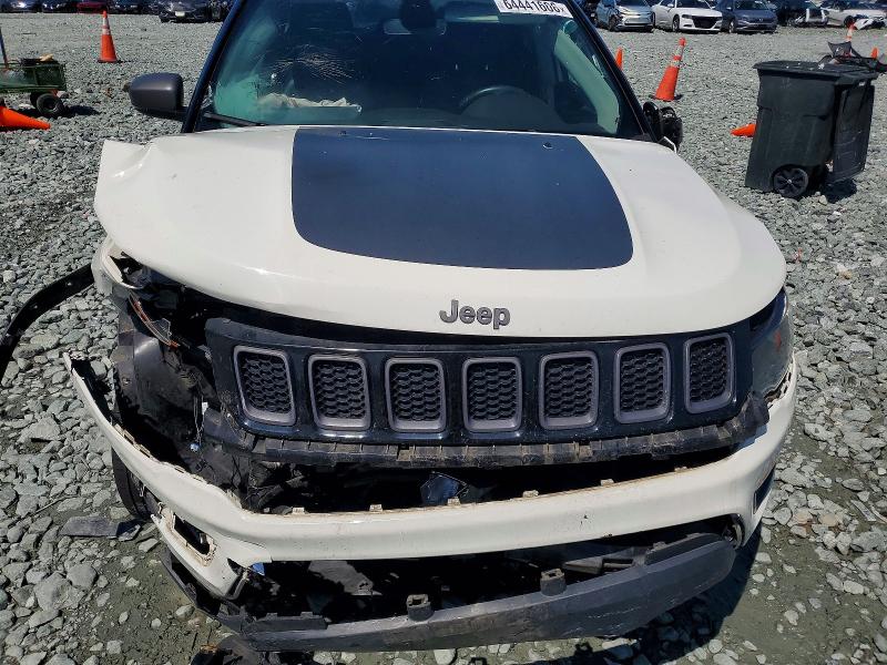 Photo 12 from auction – 2019 JEEP COMPASS with VIN 3C4NJDDB5KT721314
