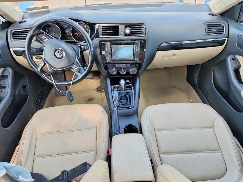 Photo 8 from auction – 2016 VOLKSWAGEN JETTA with VIN 3VWL07AJ2GM221777