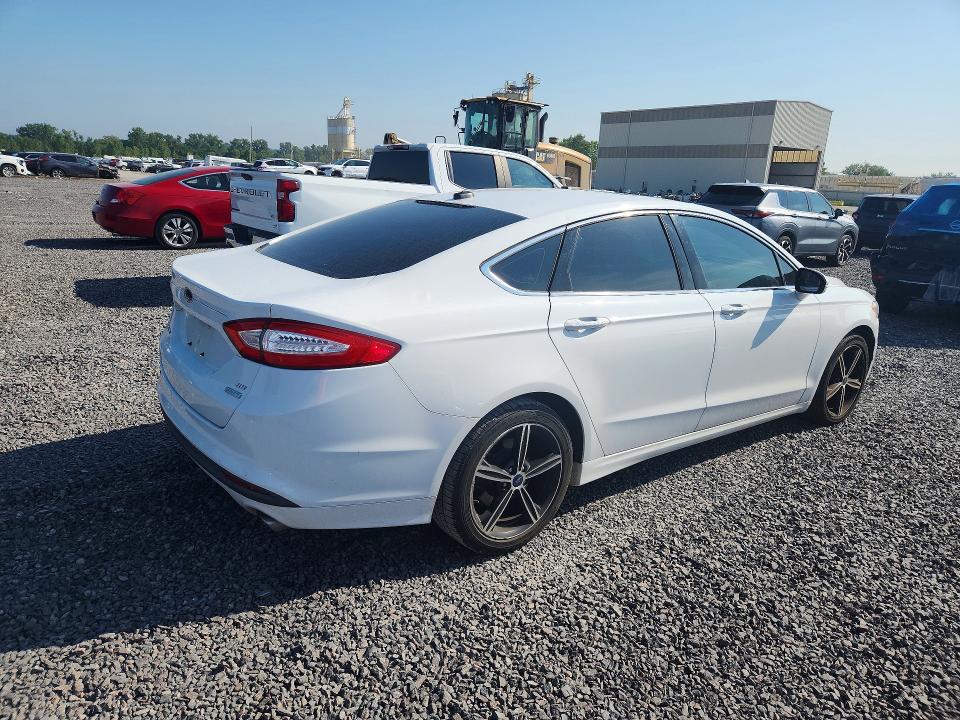 Photo 3 from auction – 2014 FORD FUSION with VIN 3FA6P0HD2ER169575