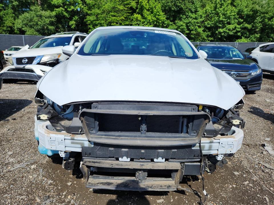 Foto 5 de la subasta – 2020 FORD FUSION con VIN 3FA6P0G71LR161735