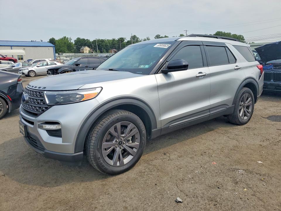 FORD EXPLORER 2022 with VIN 1FMSK8DH0NGC16247 - Photo from auction