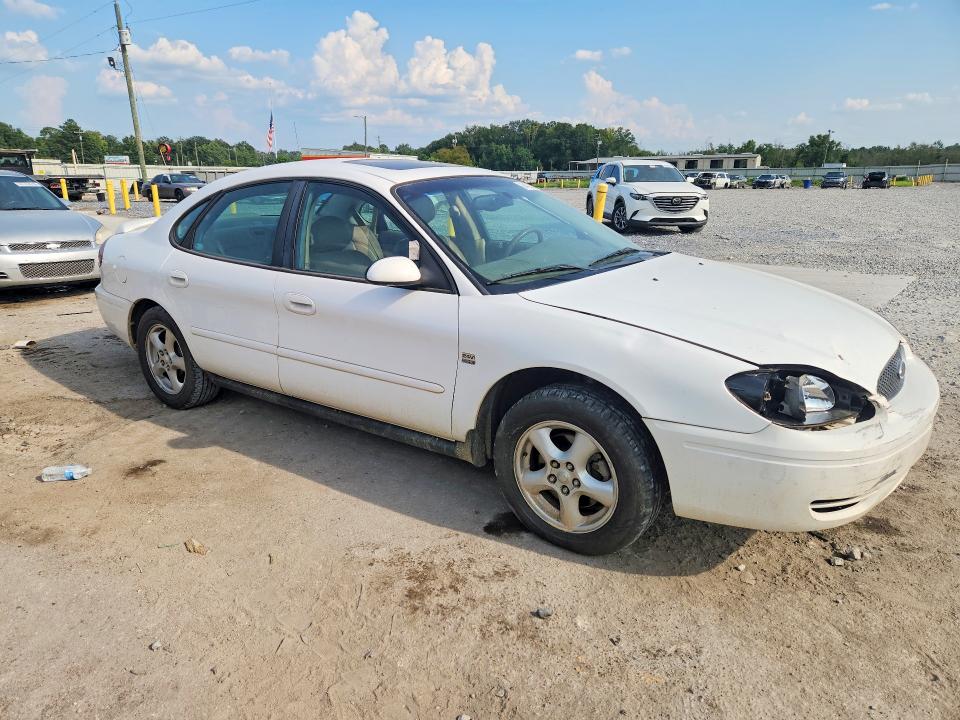 Photo 4 from auction – 2004 FORD TAURUS with VIN 1FAFP55S14A150217