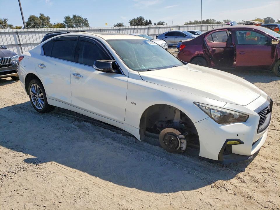Photo 4 from auction – 2018 INFINITI Q50 with VIN JN1EV7AP2JM366700