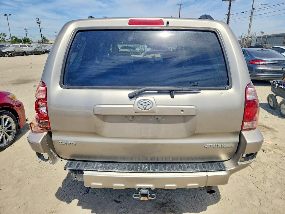 Foto 6 de la subasta – 2004 TOYOTA 4RUNNER con VIN JTEZU14R040033267