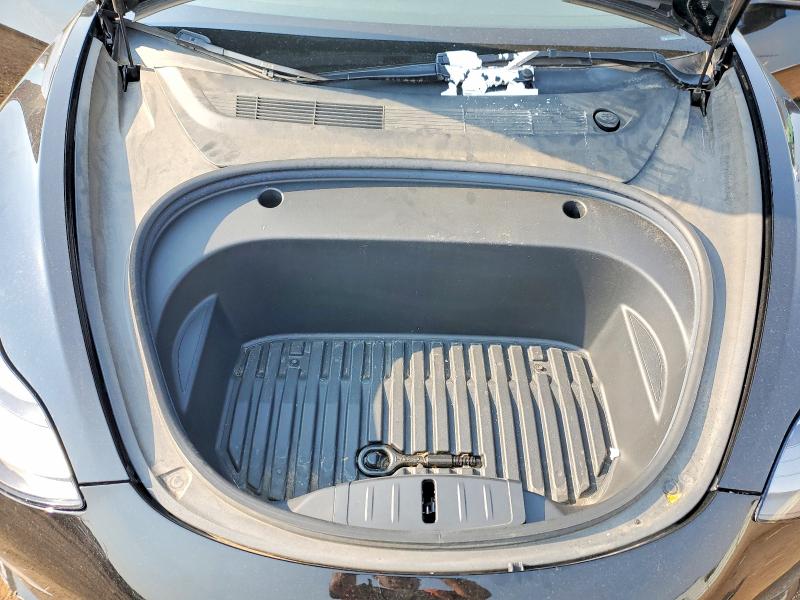 Photo 11 from auction – 2022 TESLA MODEL 3 with VIN 5YJ3E1EB8NF129403