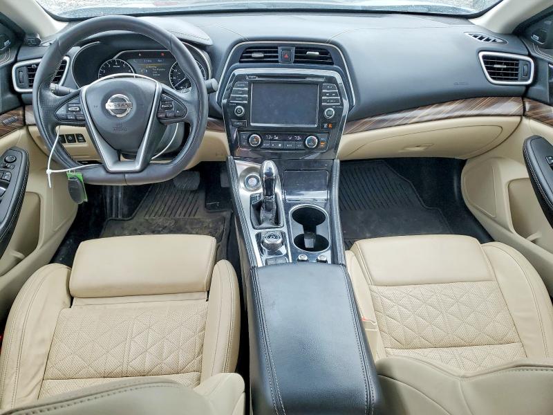 Photo 8 from auction – 2017 NISSAN MAXIMA with VIN 1N4AA6AP3HC405477