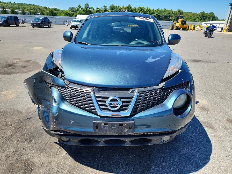 Photo 5 from auction – 2011 NISSAN JUKE with VIN JN8AF5MV6BT013914