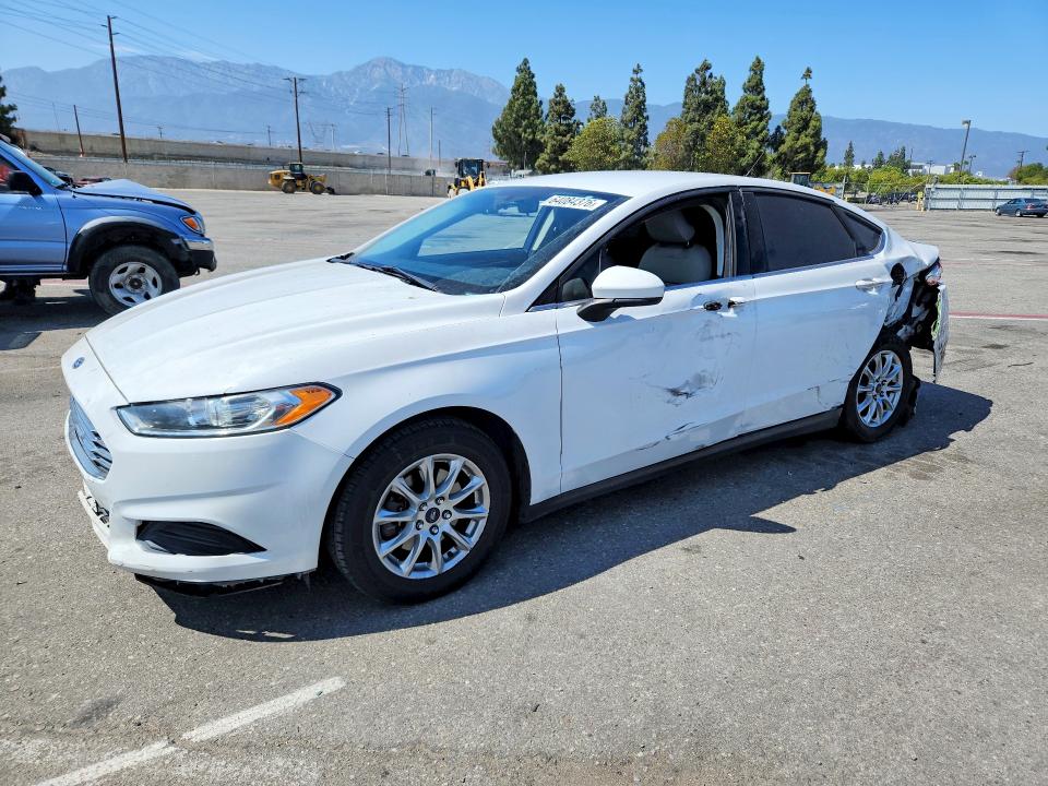 FORD FUSION 2016 with VIN 3FA6P0G73GR126877 - Photo from auction