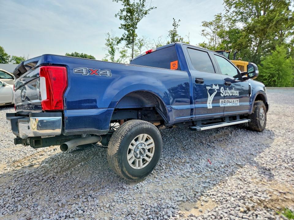 Photo 3 from auction – 2019 FORD F250 with VIN 1FT7W2B61KEF39873