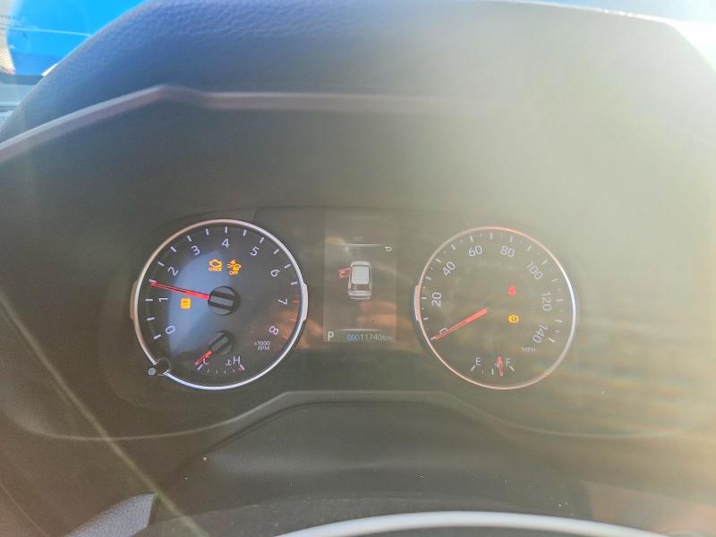 Photo 9 from auction – 2019 TOYOTA RAV4 with VIN 2T3P1RFV9KW033273