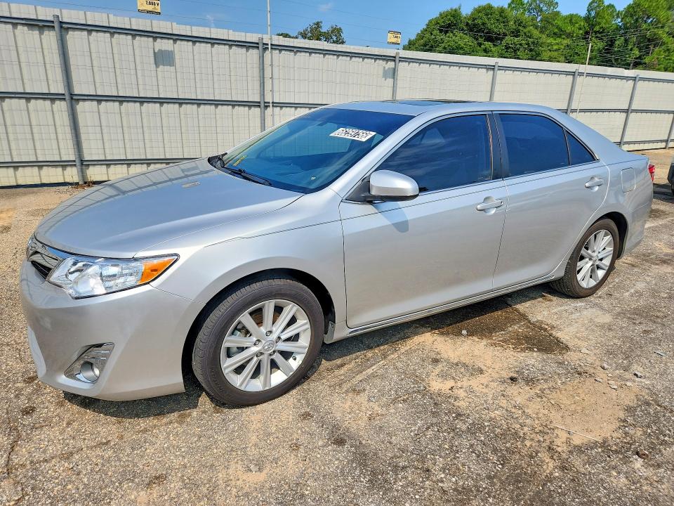 TOYOTA CAMRY 2013 with VIN 4T4BF1FK4DR283864 - Photo from auction