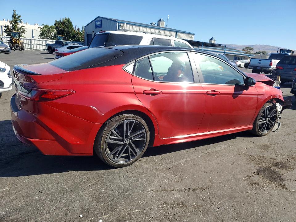 Photo 3 from auction – 2025 TOYOTA CAMRY with VIN 4T1DAACK9SU131663