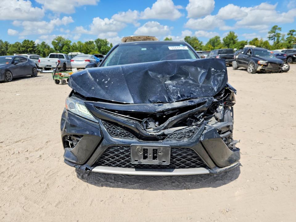 Снимка 5 от търг – 2020 TOYOTA CAMRY с VIN 4T1KZ1AKXLU038011